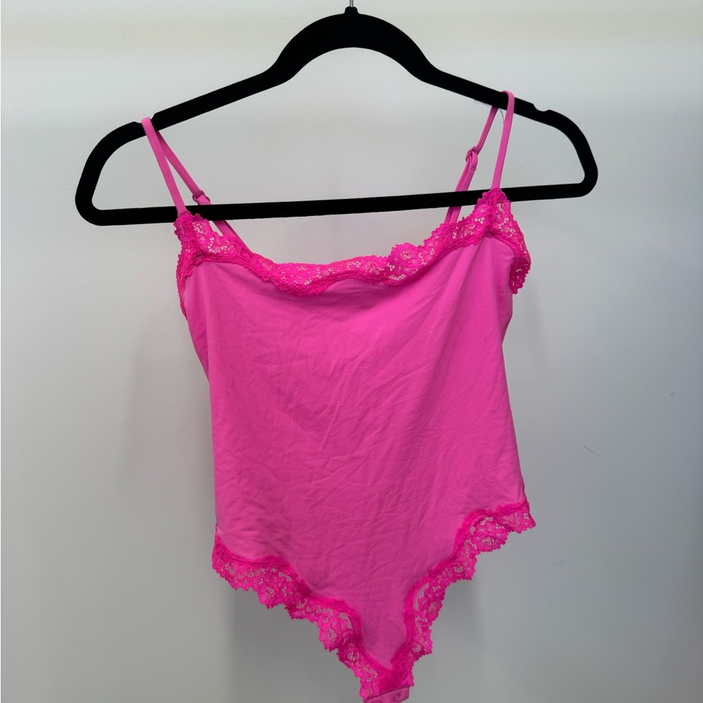 SKIMS Limited Edition Hot Pink Lace Cami Bodysuit